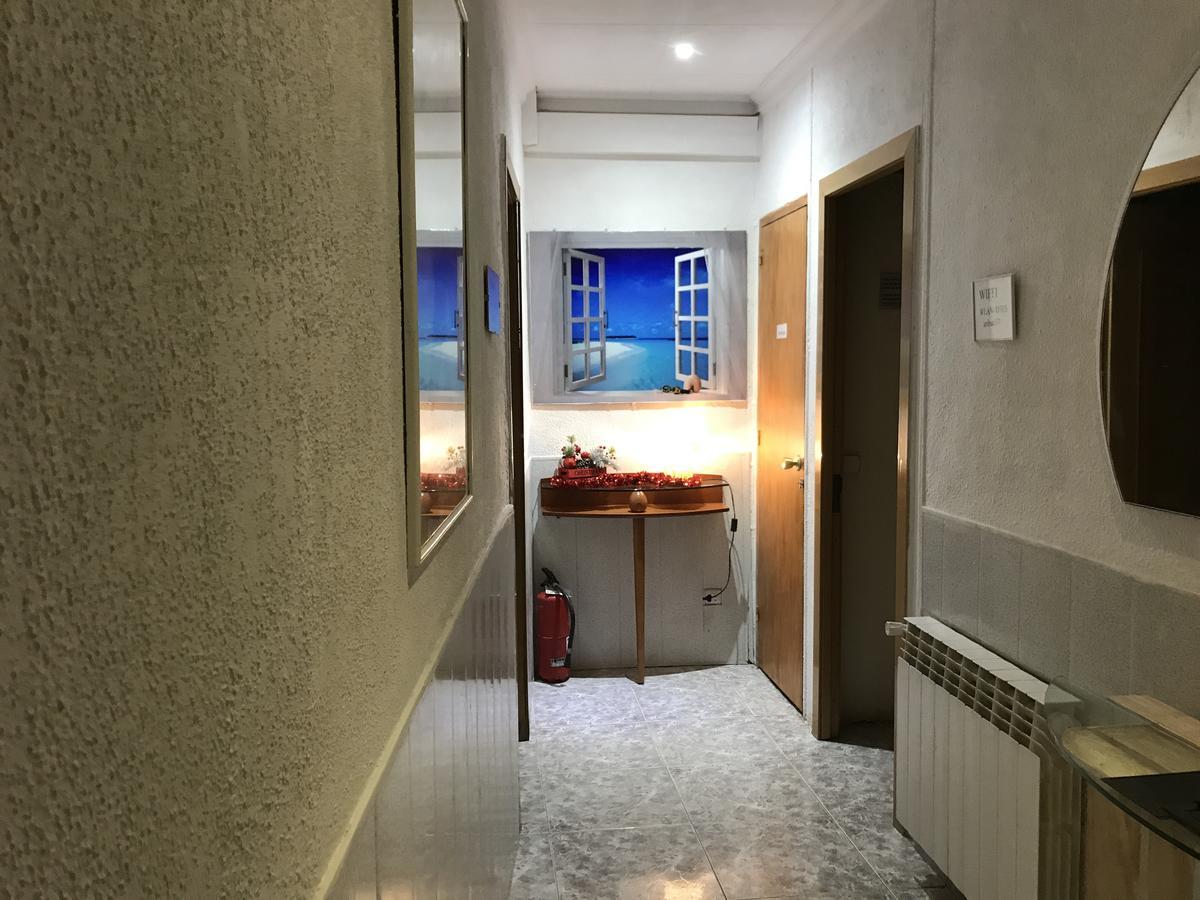 برشلونة Hostal Aribau المظهر الخارجي الصورة